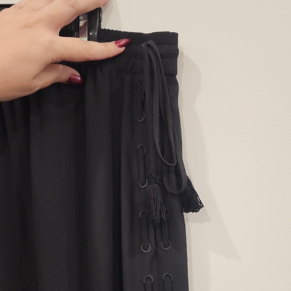Elie Tahari Black Pants with Tassel Detail, Size L